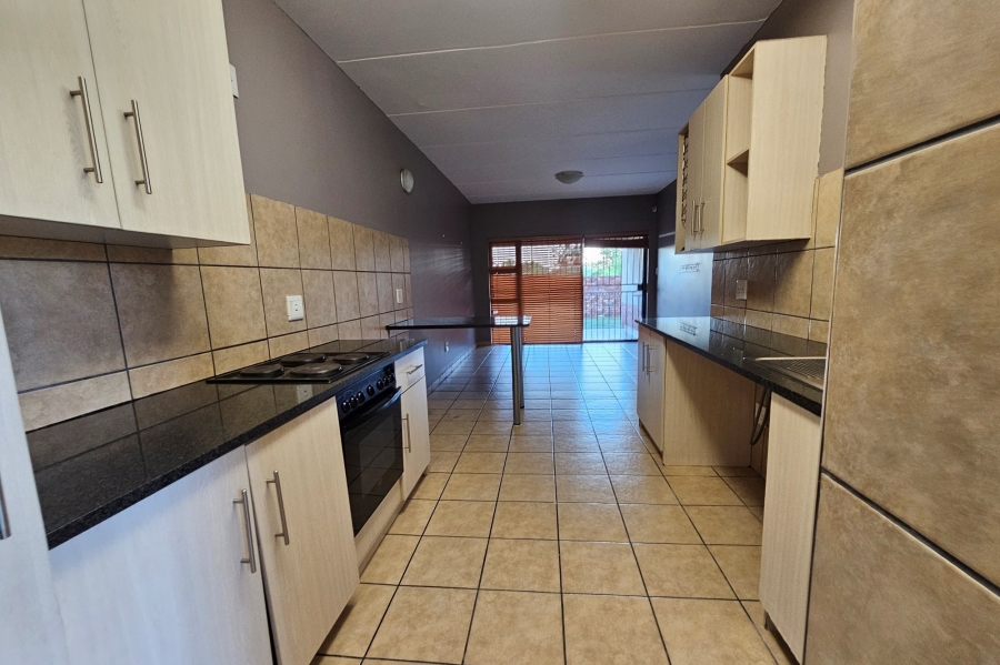 To Let 3 Bedroom Property for Rent in Waterval East North West